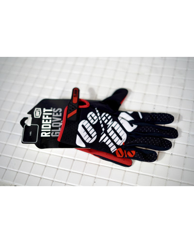 Перчатки 100% Brisker Glove черный/красный/белый, р-р M, на липучке