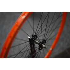 Колесо 28/29" перед.,Синг/фикс, GBS, ОРАНЖЕВОЕ, двойное, 32 нерж. спиц, NOVATEC пром.