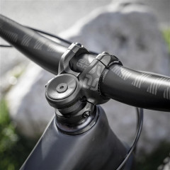 Руль карбоновый E Thirteen Race Carbon Handlebar 800х20х35mm Black