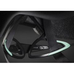 Велошлем Met Manta MIPS Black