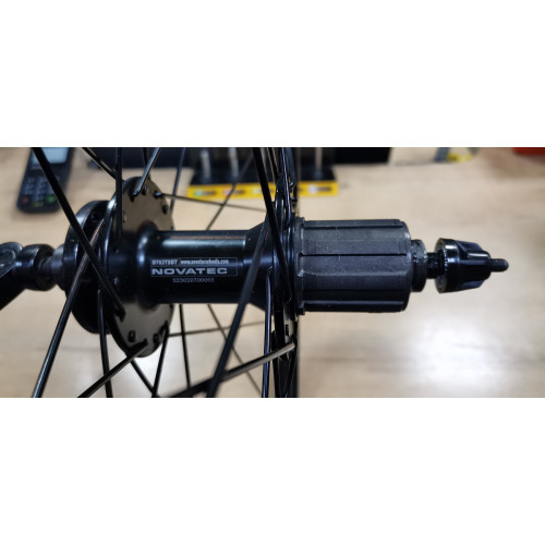 Заднее колесо велосипеда 26 Novatec/Alexrims