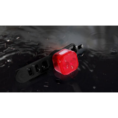 Фонарь задний GACIRON W07R 15 LM USB