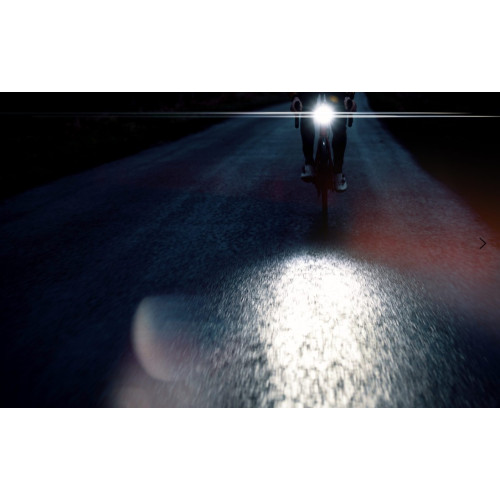 Фонарь для велосипеда передний с креплением на руль  Moon Meteor 400 люмен