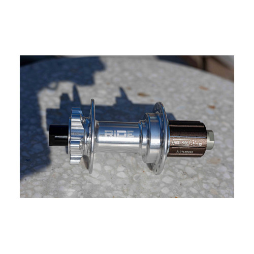 Втулка задняя RIDE Boost 32h 12x148 Anti Bite Silver