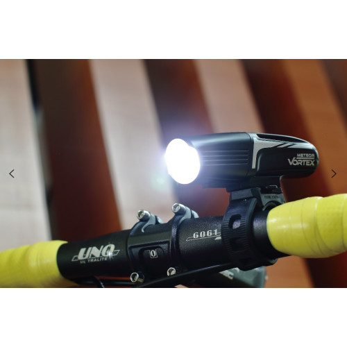 Фара для велосипеда с креплением на руль Moon Vortex 1000 люмен