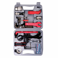 Набор инструментов для велосипеда YC-723 универсальный 13 позиций профи в кейсе Bikehand